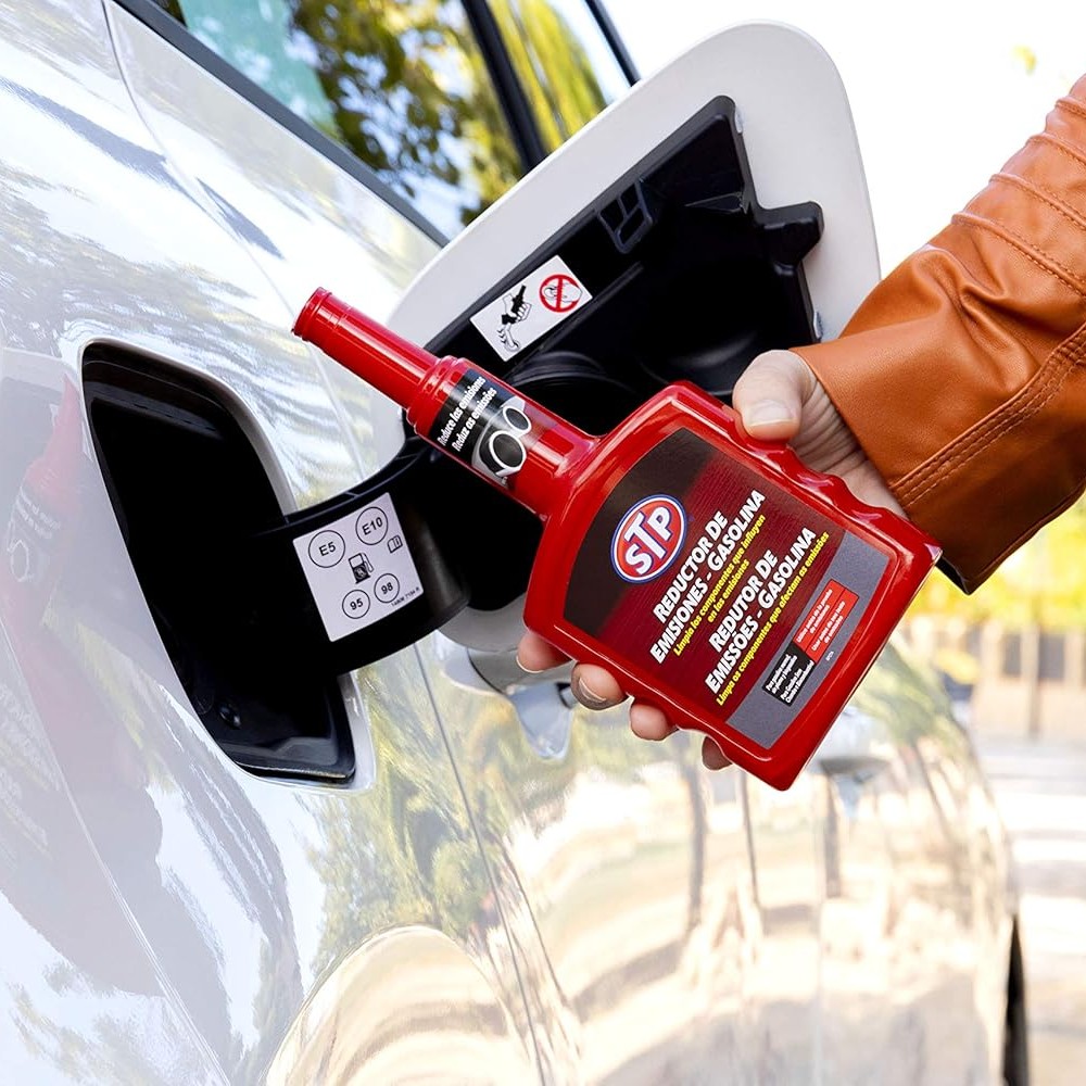 STP Petrol Emissions Reducer Additive – 400 ml - Image 3